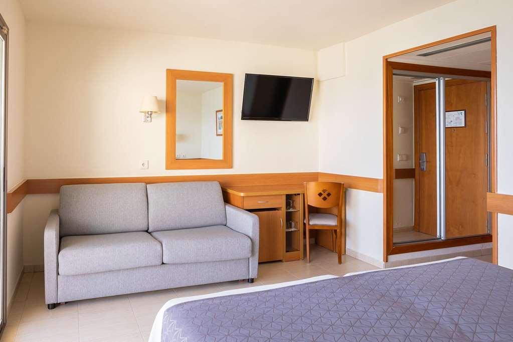Htop Pineda Palace 4Sup - Adults Recommended #Htopbliss Pineda de Mar Room photo